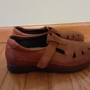 SAS Roamer size 8 WW